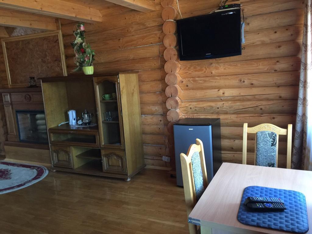 Privatna Sadiba Chalet Oryavchyk Exterior photo